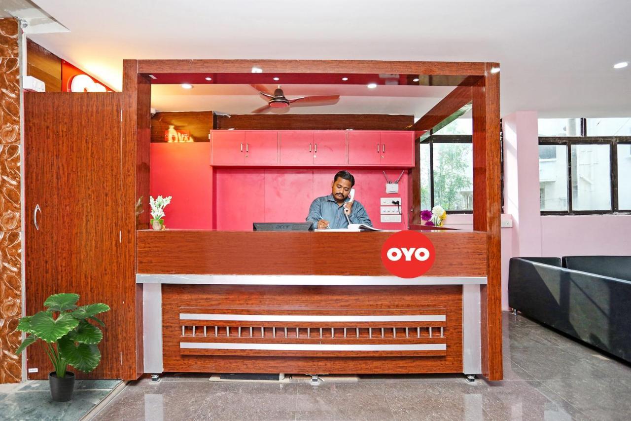 Super Collection O Aryan Hotel Khandagiri Exteriör bild