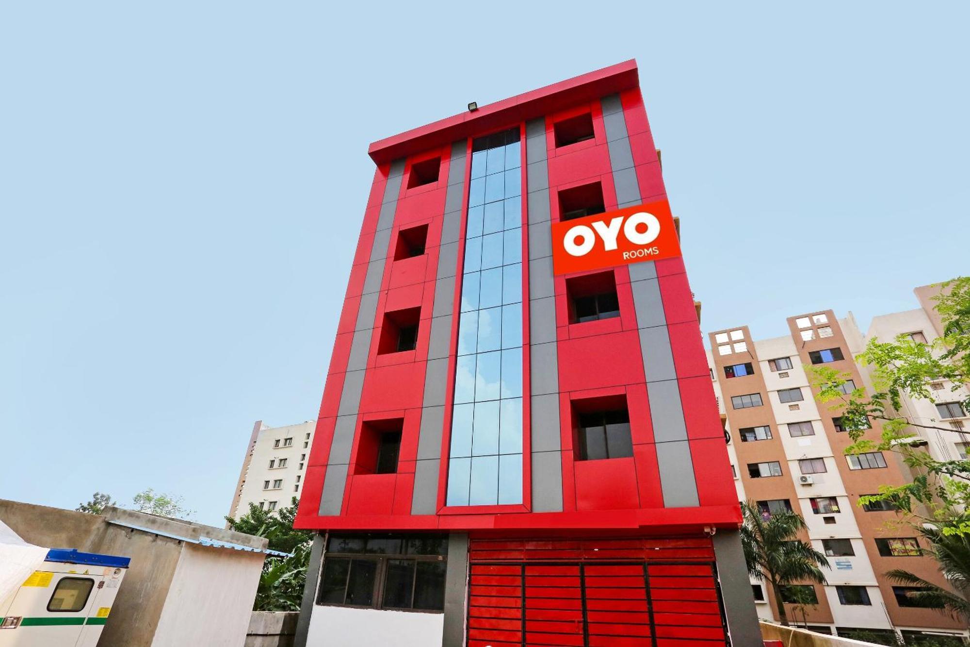 Super Collection O Aryan Hotel Khandagiri Exteriör bild